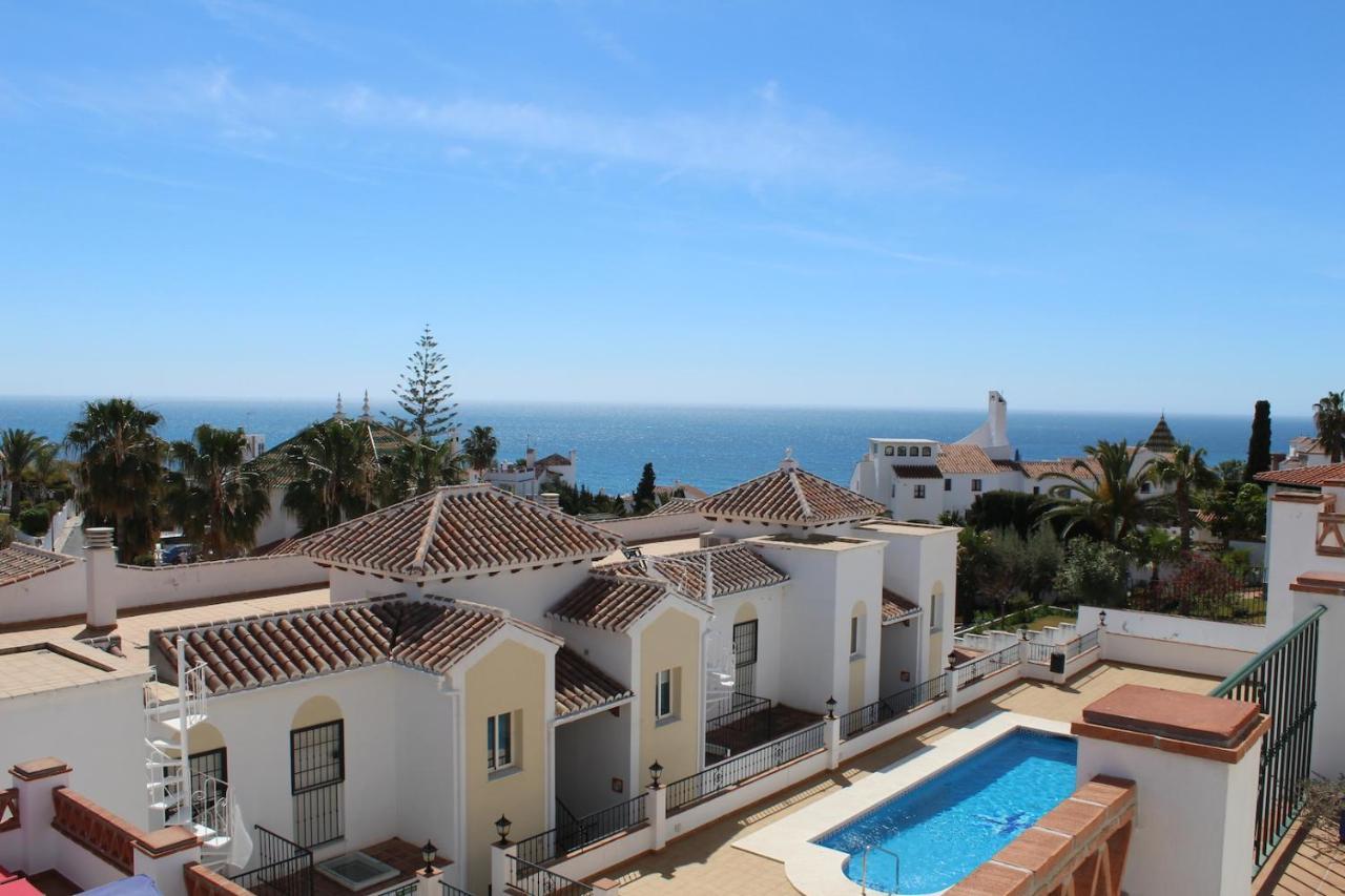 Apartment Burriana Beach, Pool, Big Terrace, Superb Seaviews Nerja